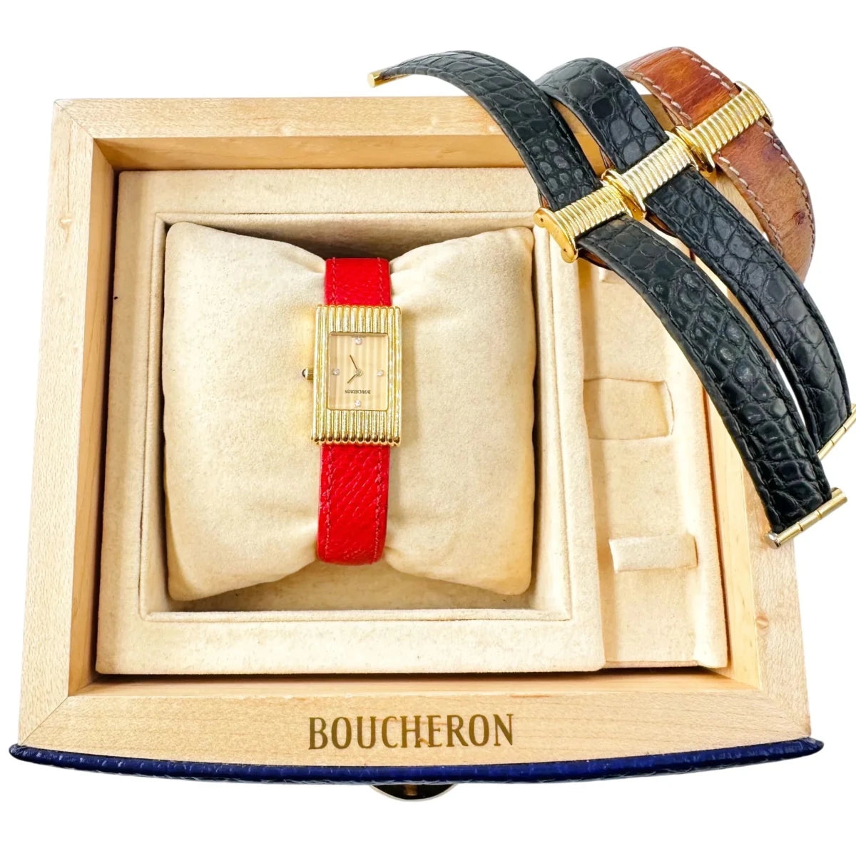 Montre BOUCHERON "Reflet" en or jaune, cuir et diamants - Castafiore