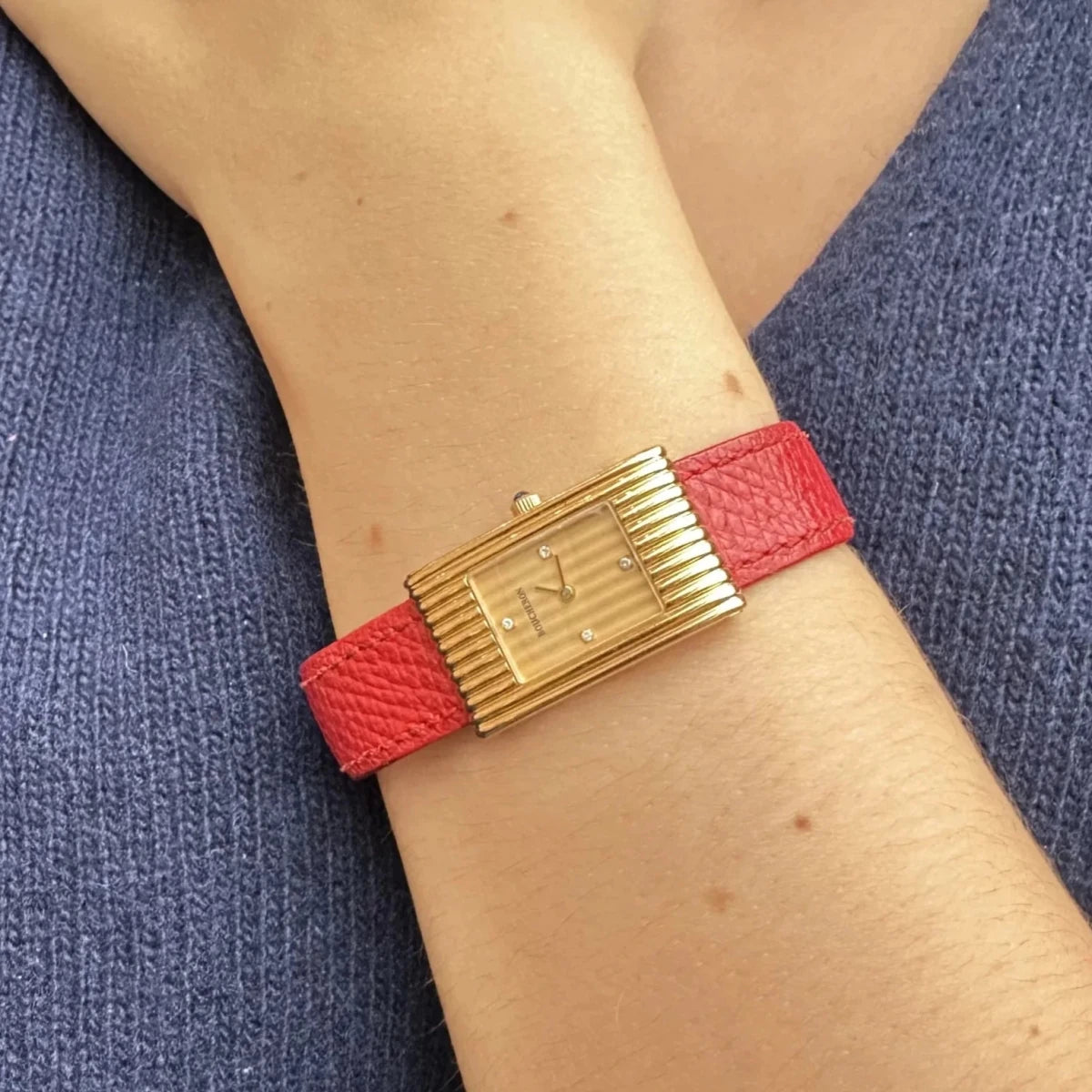 Montre BOUCHERON "Reflet" en or jaune, cuir et diamants - Castafiore