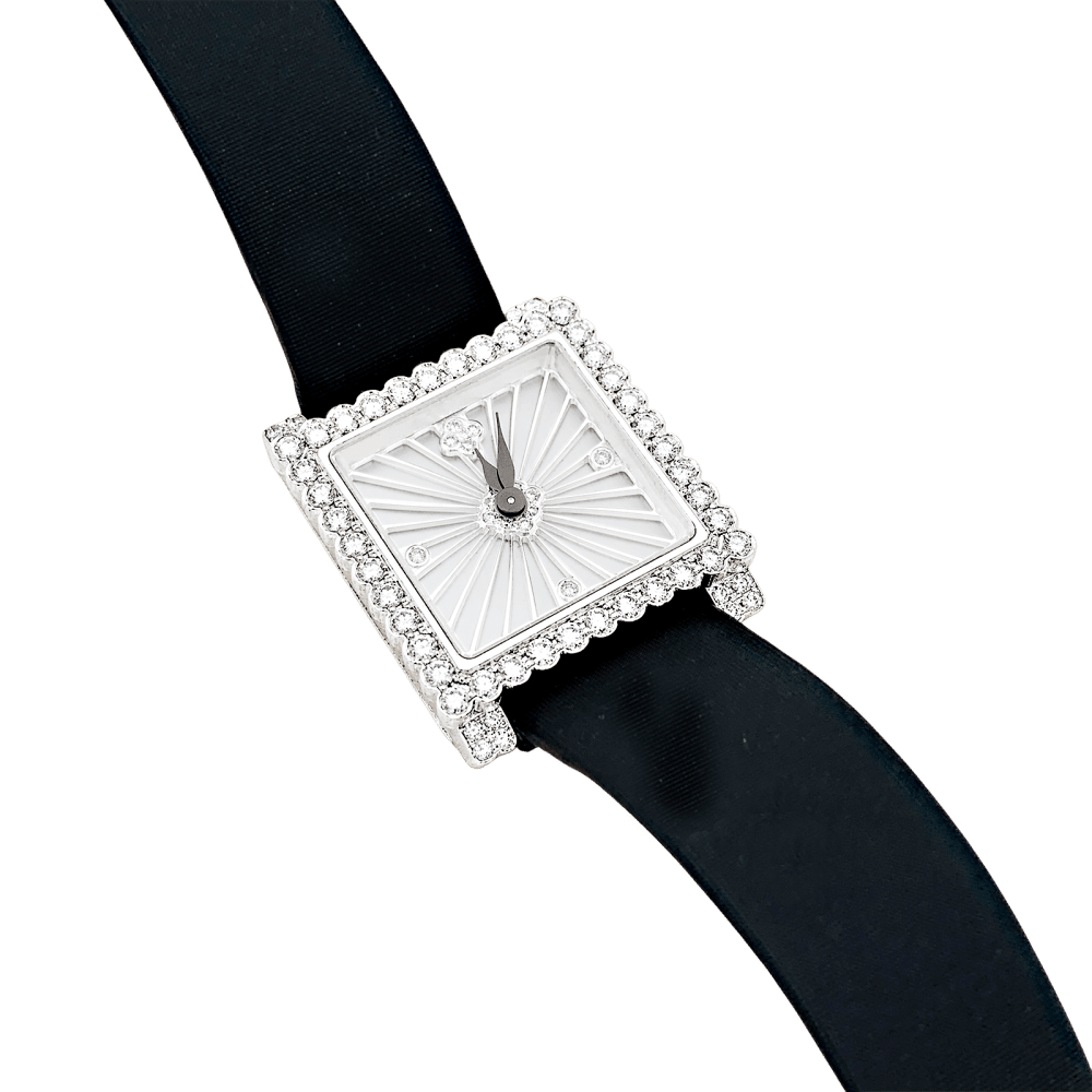 Montre BUCCELLATI "Venuschron" en or blanc et diamants - Castafiore