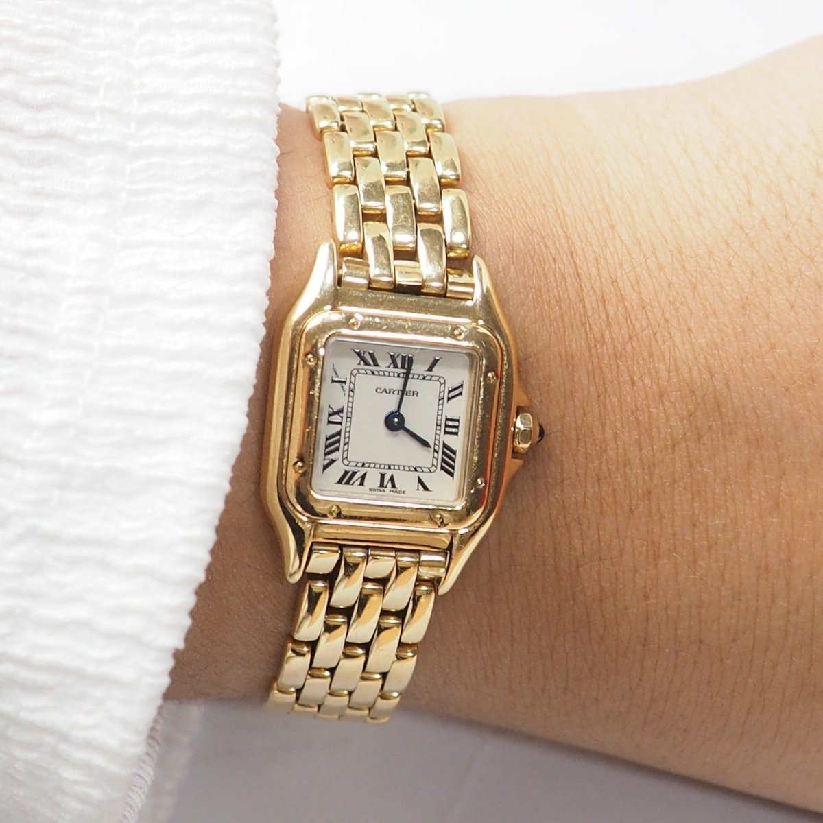 Montre CARTIER "Panthère" en or jaune et quartz - Castafiore