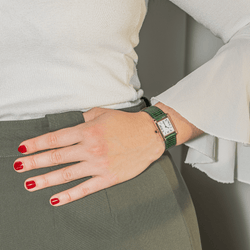 Montre CARTIER, "Tank" en or jaune - Castafiore