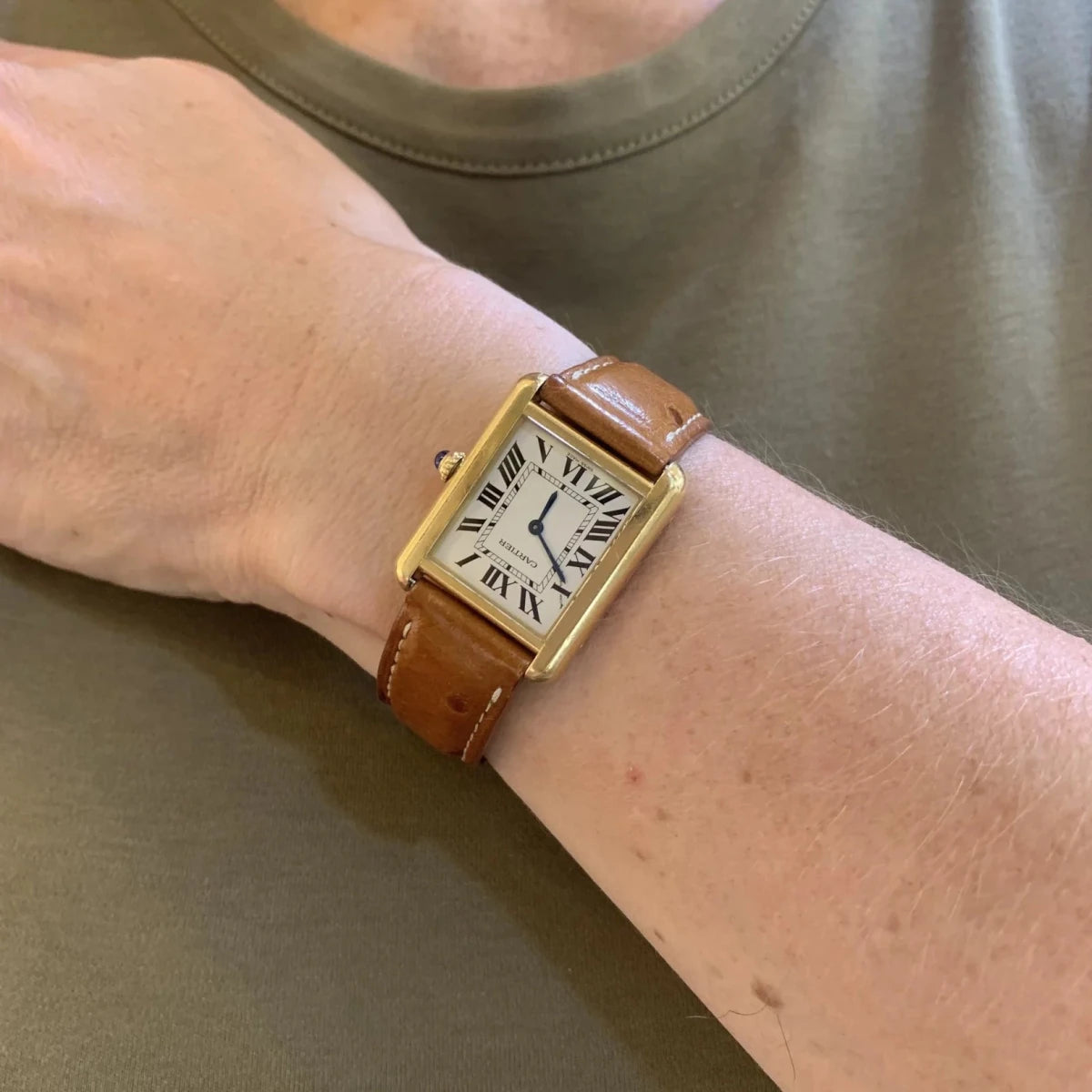 Montre CARTIER "Tank Solo" en or jaune, acier et cuir - Castafiore