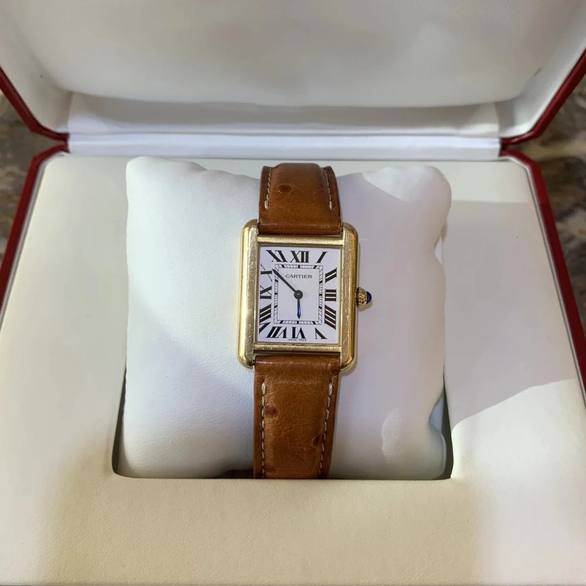 Montre CARTIER "Tank Solo" en or jaune, acier et cuir - Castafiore