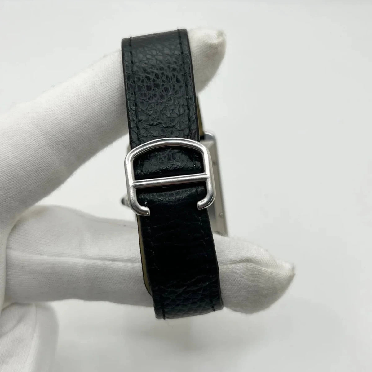 Montre CARTIER "Tank Solo XL" en acier et cuir - Castafiore