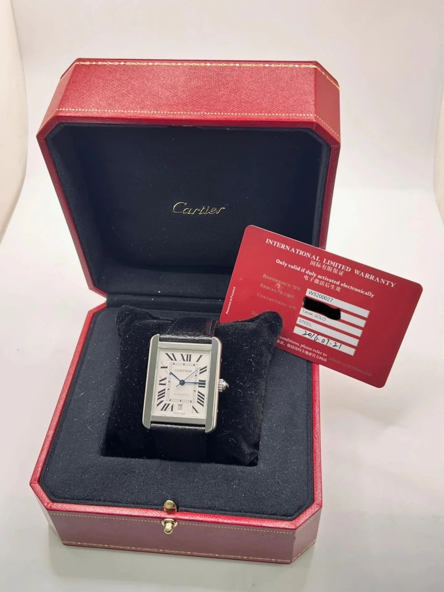 Montre CARTIER "Tank Solo XL" en acier et cuir - Castafiore