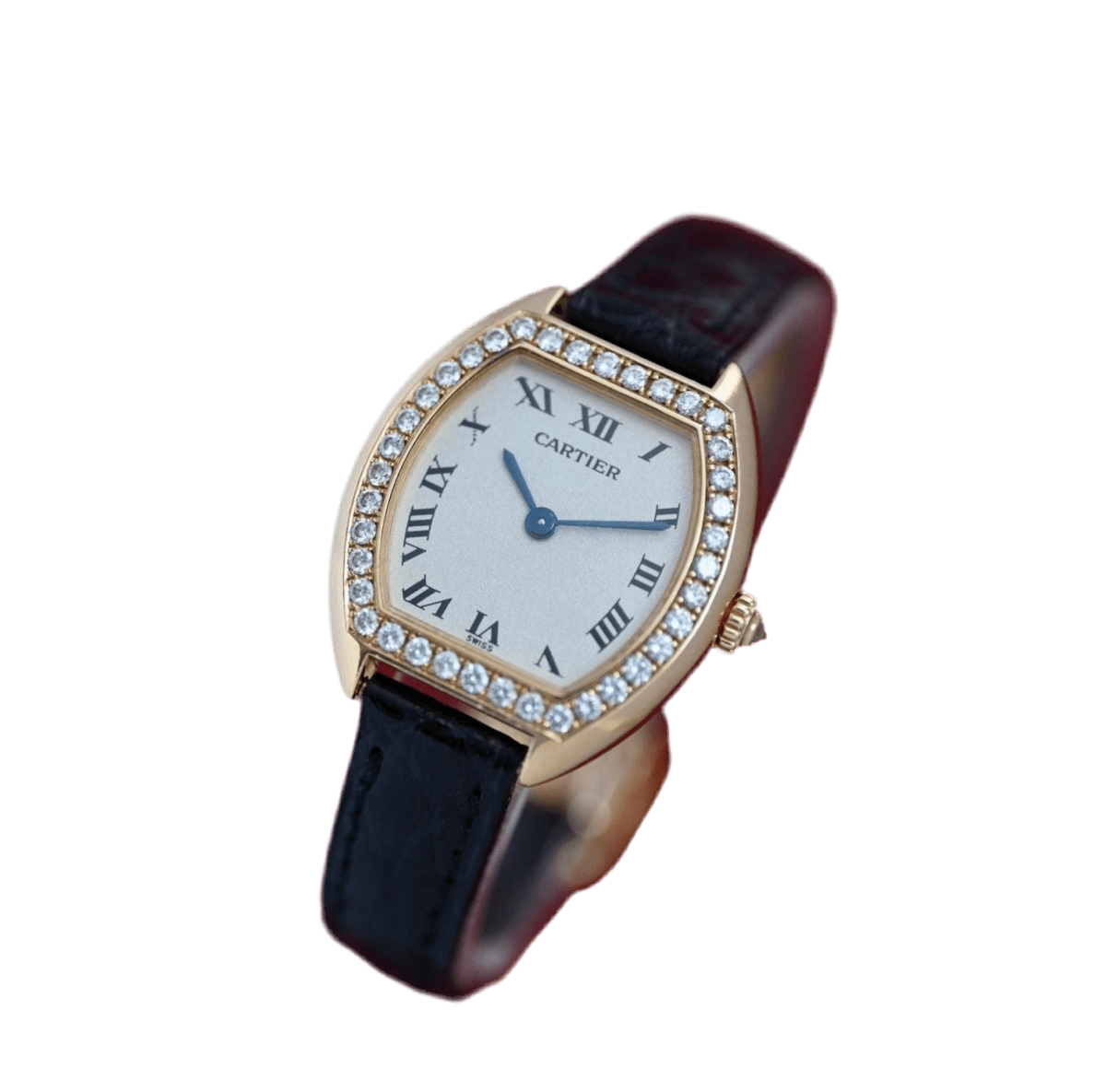 Montre CARTIER "Tortue" en or jaune et diamants - Castafiore