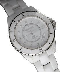 Montre CHANEL "J12" en céramique et diamants - Castafiore