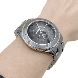 Montre CHANEL "J12 Phantom" en céramique et acier - Castafiore