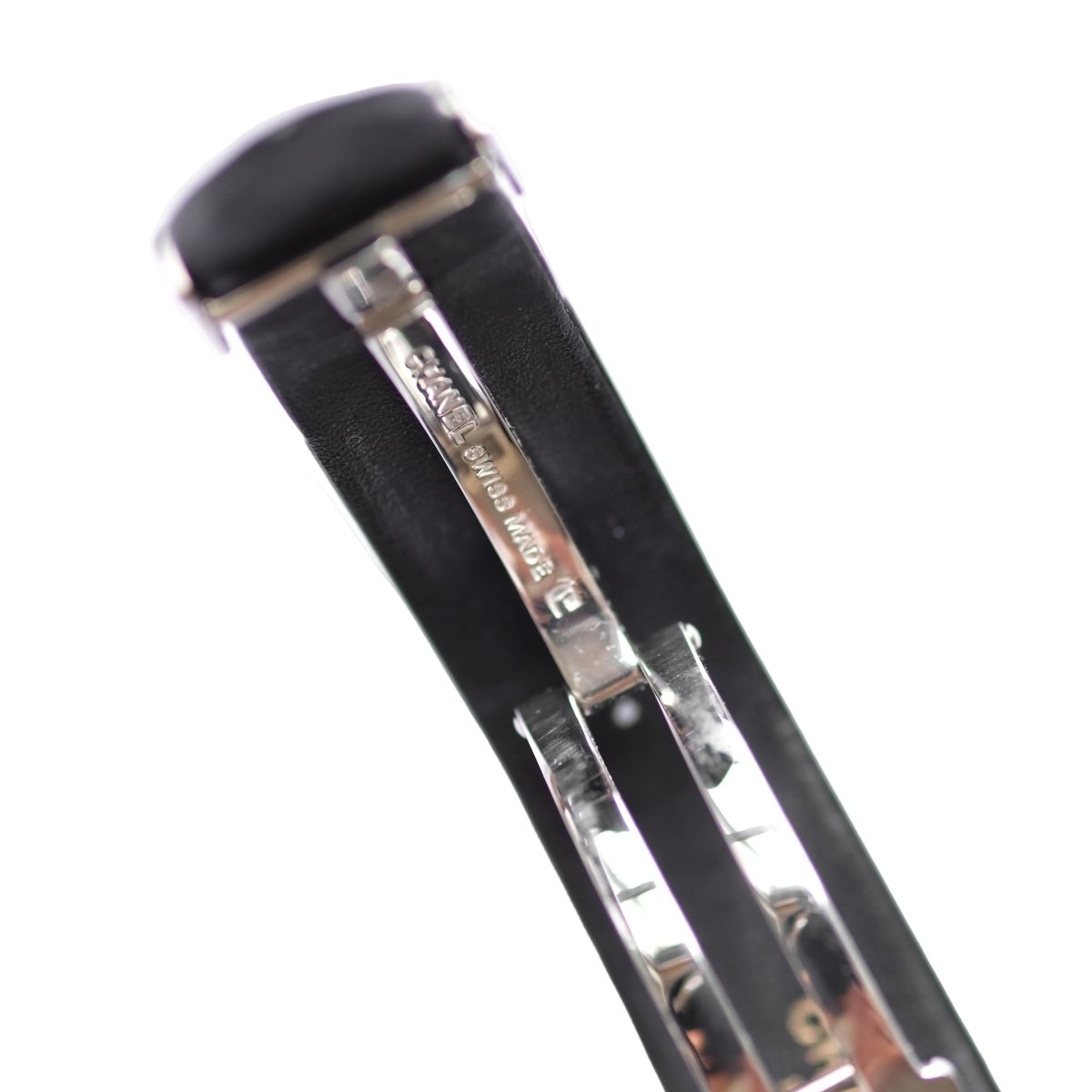 Montre CHANEL "Mademoiselle" en acier, cuir et quartz - Castafiore