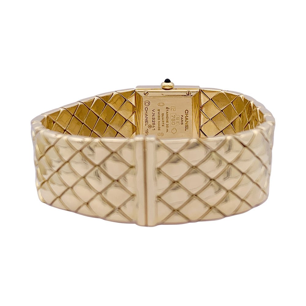 Montre CHANEL "Matelassé" en or jaune - Castafiore