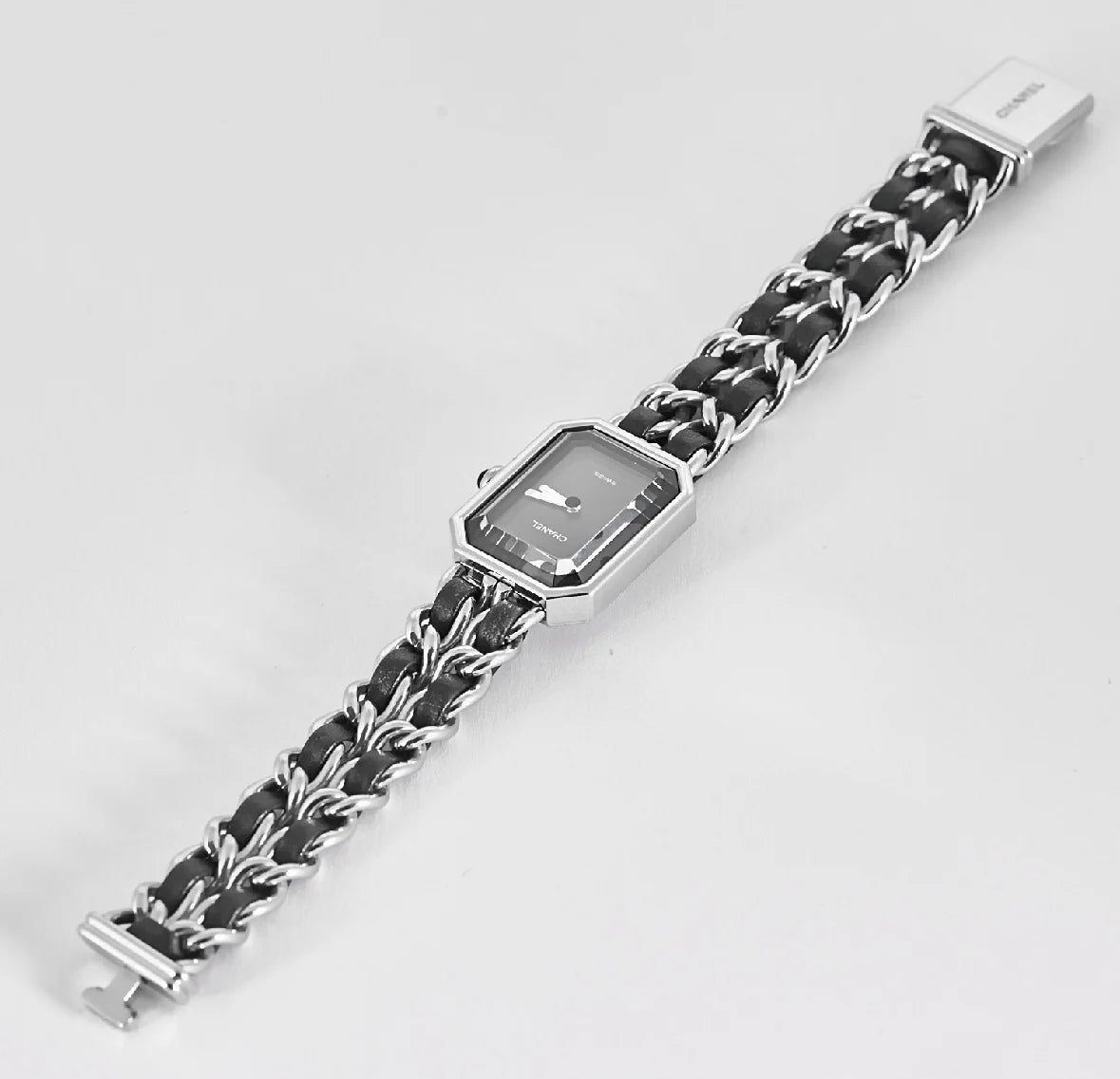 Montre CHANEL "Première" en acier et cuir - Castafiore