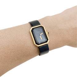Montre Chanel "Première" or jaune. - Castafiore