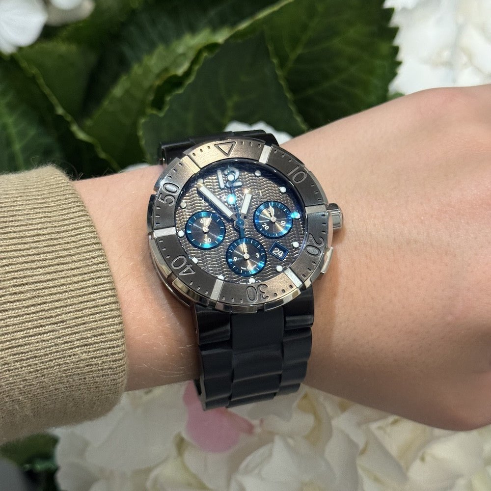 Montre Chaumet Class One Chrono XXL PVD et Acier pour homme automatique vers 2015. 44 mm. - Castafiore