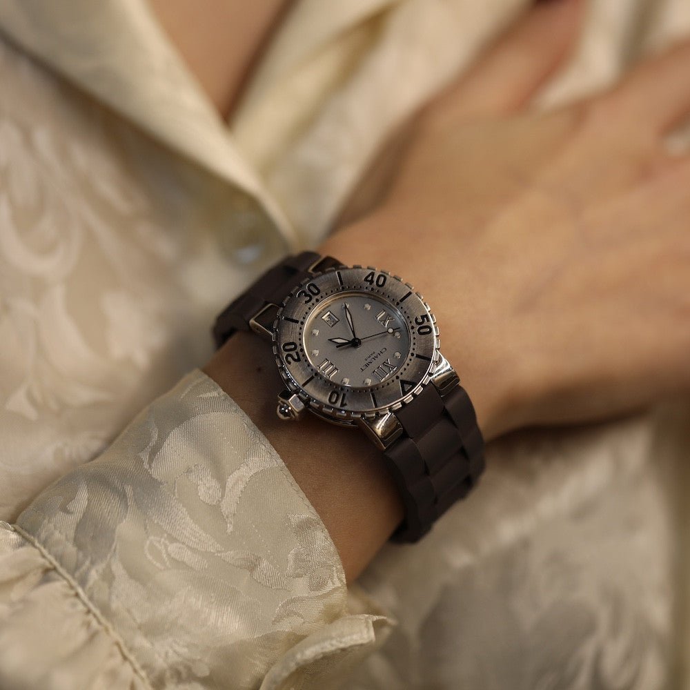 Montre Chaumet Dame Class One Acier Quartz 33 mm. Papiers d'origine de 2003. - Castafiore