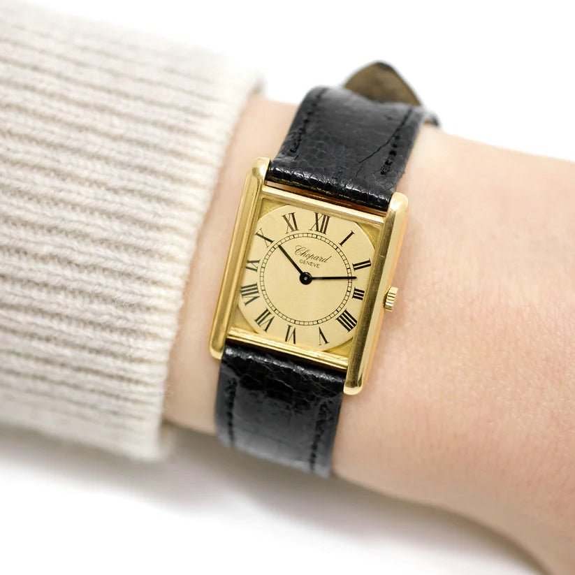 Montre CHOPARD "Tank" en or jaune et cuir - Castafiore