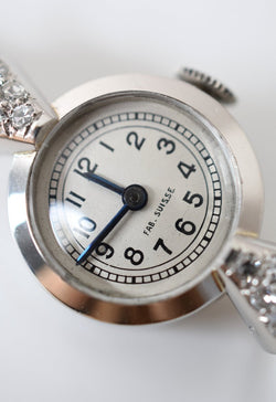 Montre en platine et diamants - Castafiore