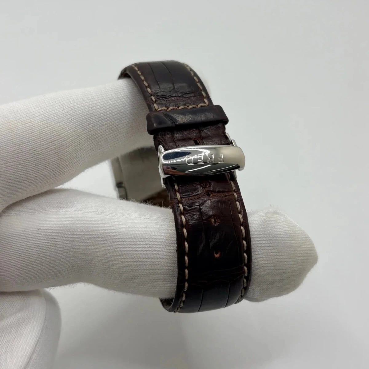 Montre FRED "Tank" en acier inoxydable et cuir - Castafiore