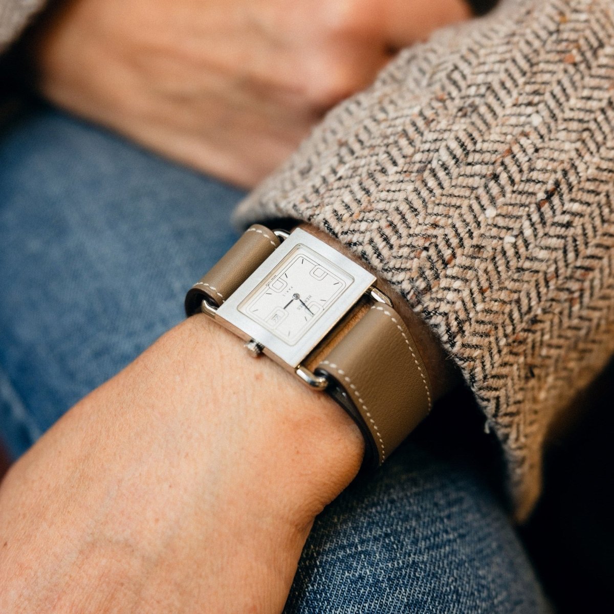 Montre HERMÈS "Barenia" en acier et cuir - Castafiore