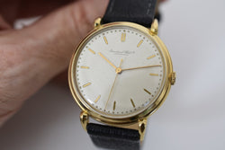 Montre IWC en or jaune et cuir - Castafiore