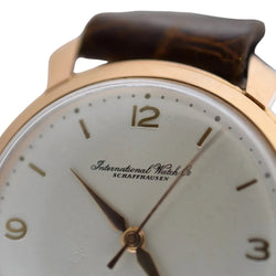 Montre IWC "Jumbo Shark Fin" en or rose, acier et cuir - Castafiore