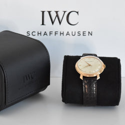 Montre IWC "Jumbo Shark Fin" en or rose, acier et cuir - Castafiore