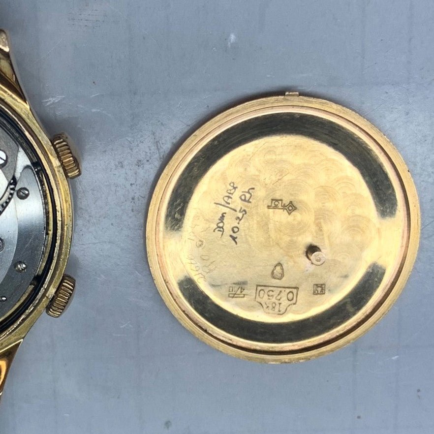 Montre JAEGER - LECOULTRE "Memovox" en or rose et cuir - Castafiore