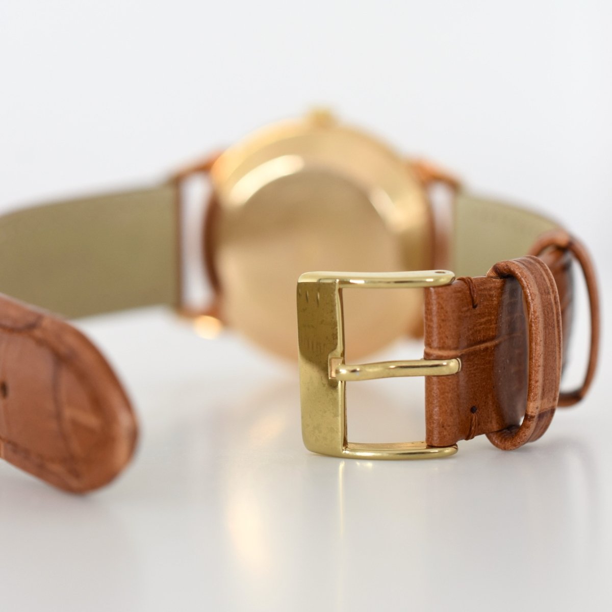 Montre JAEGER-LECOULTRE "Power Reserve 40h" en or rose et cuir - Castafiore