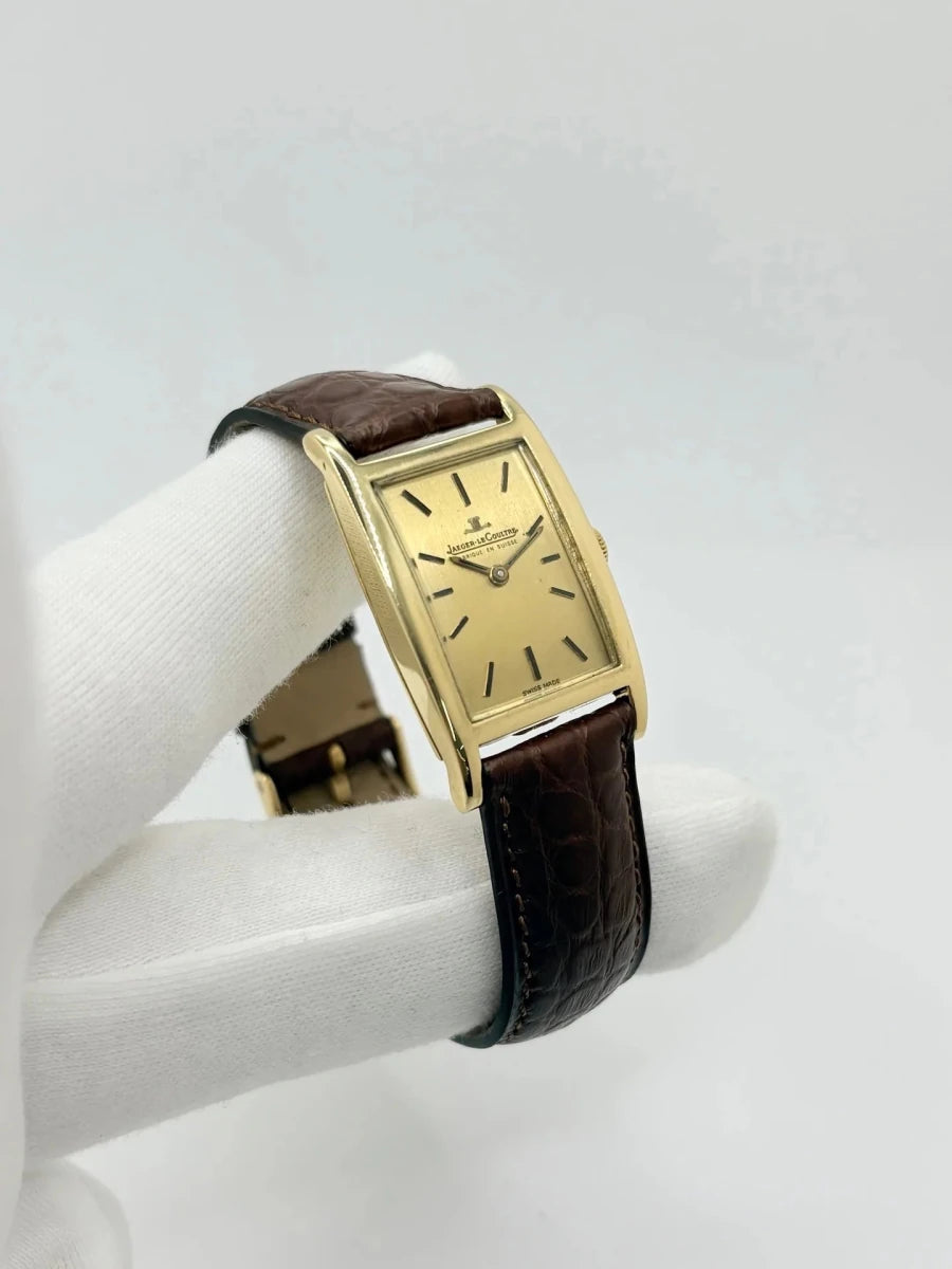 Montre JAEGER-LECOULTRE "Tank Vintage" en or jaune, acier et cuir - Castafiore