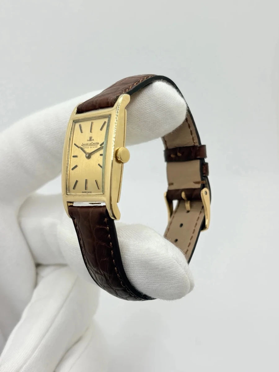 Montre JAEGER-LECOULTRE "Tank Vintage" en or jaune, acier et cuir - Castafiore