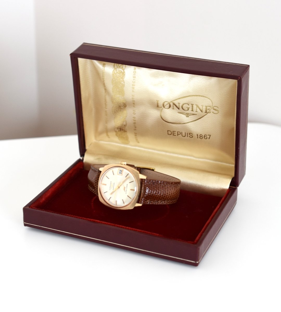 Montre LONGINES Ultra Chron en or jaune, argent et cuir