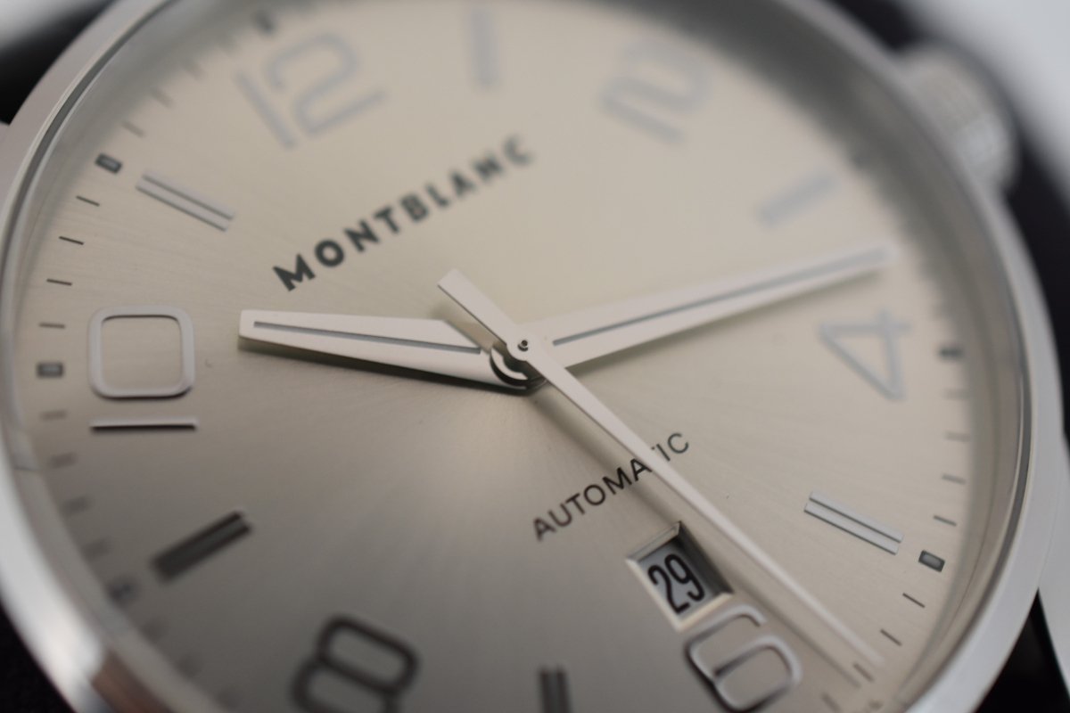 Montre MONTBLANC "TimeWalker" en acier, saphir et cuir - Castafiore