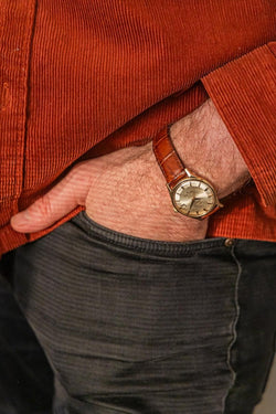 Montre OMÉGA "Constellation" en or jaune et cuir - Castafiore