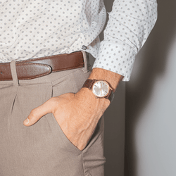 Montre OMEGA "Genève" en acier, cuir et plaqué or - Castafiore