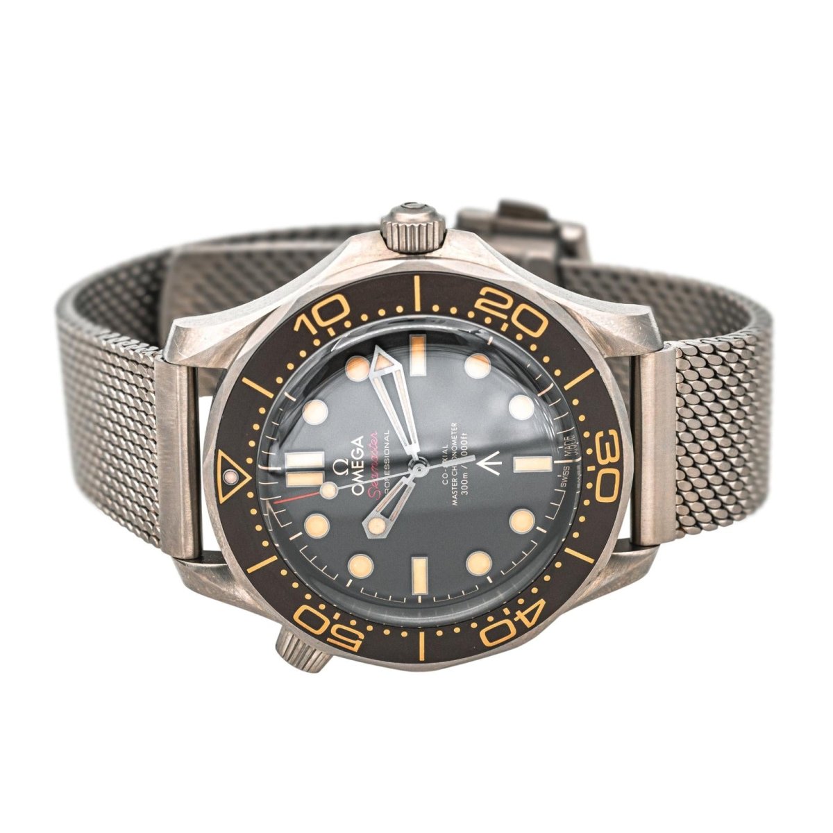 Montre OMEGA "Seamaster Diver" en titane - Castafiore