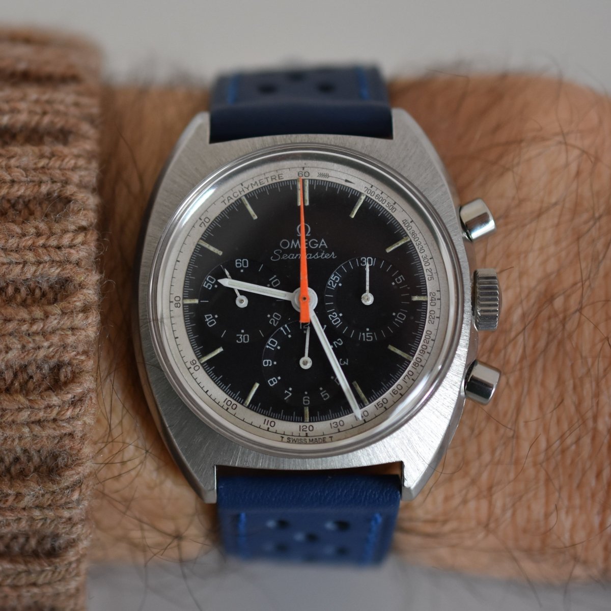 Montre OMEGA "Seamaster" en acier et cuir - Castafiore