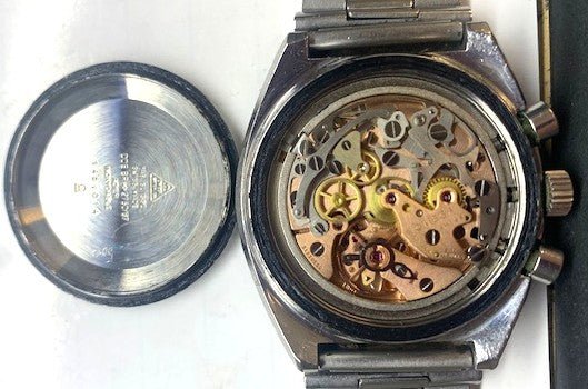 Montre OMEGA "Speedmaster Professional Mark II" en acier - Castafiore