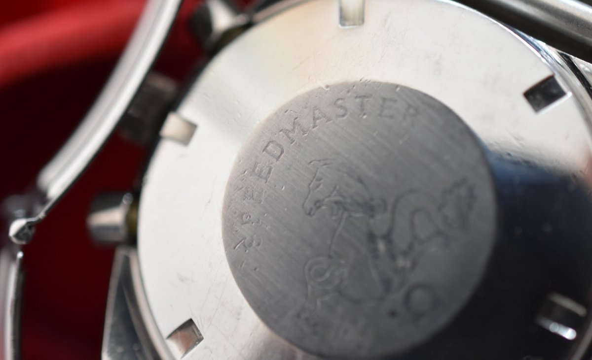 Montre OMEGA "Speedmaster Professional Mark II" en acier - Castafiore