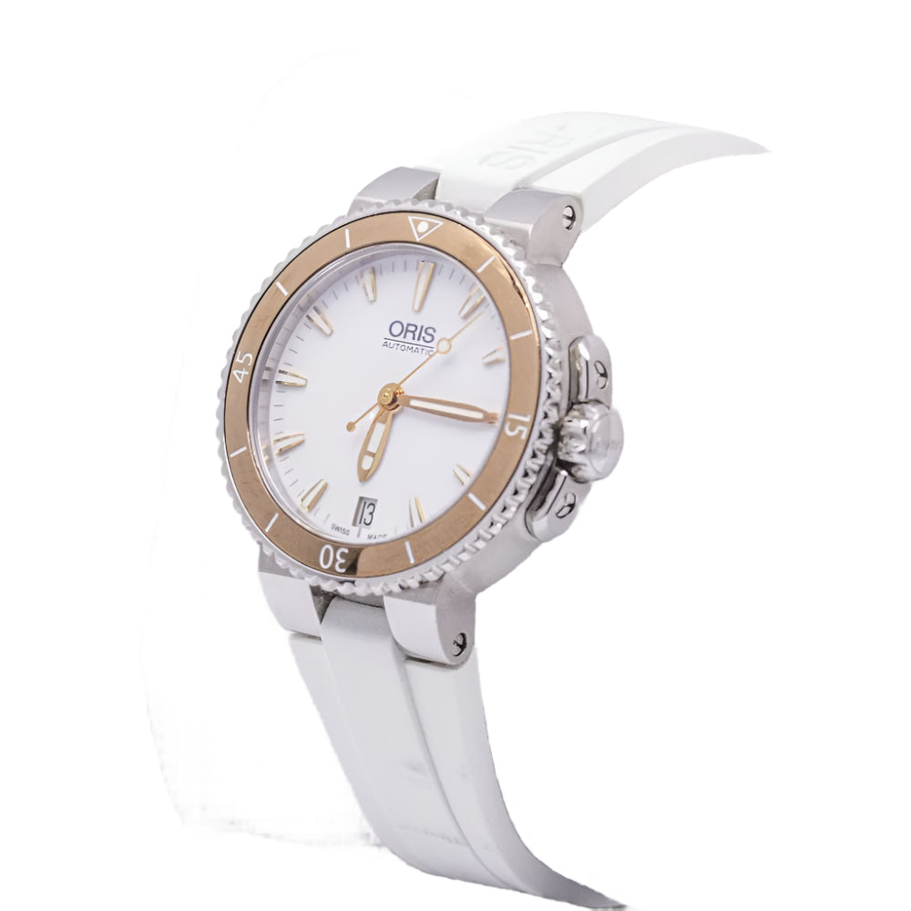 Montre ORIS AQUIS DATE Caoutchouc blanc - Castafiore