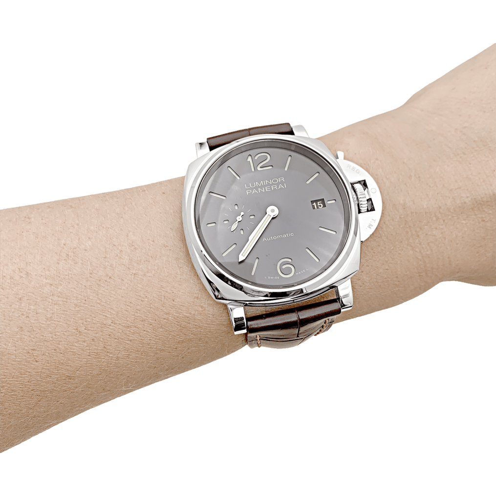 Montre PANERAI "Luminor Due" en acier et cuir - Castafiore