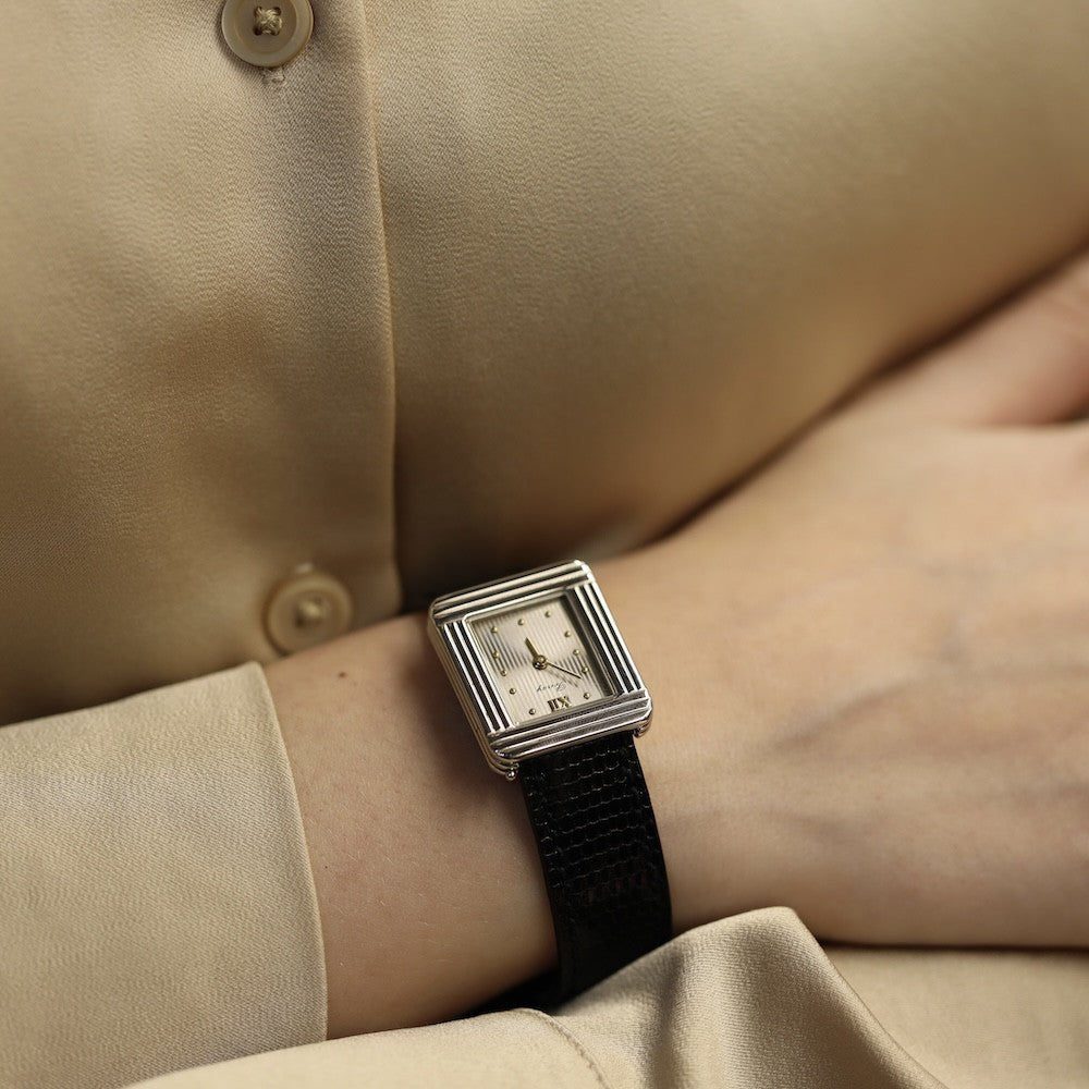 Montre Poiray "Ma première" Dame Acier Quartz vers 2015. Bracelet lézard noir . 17 cm. - Castafiore