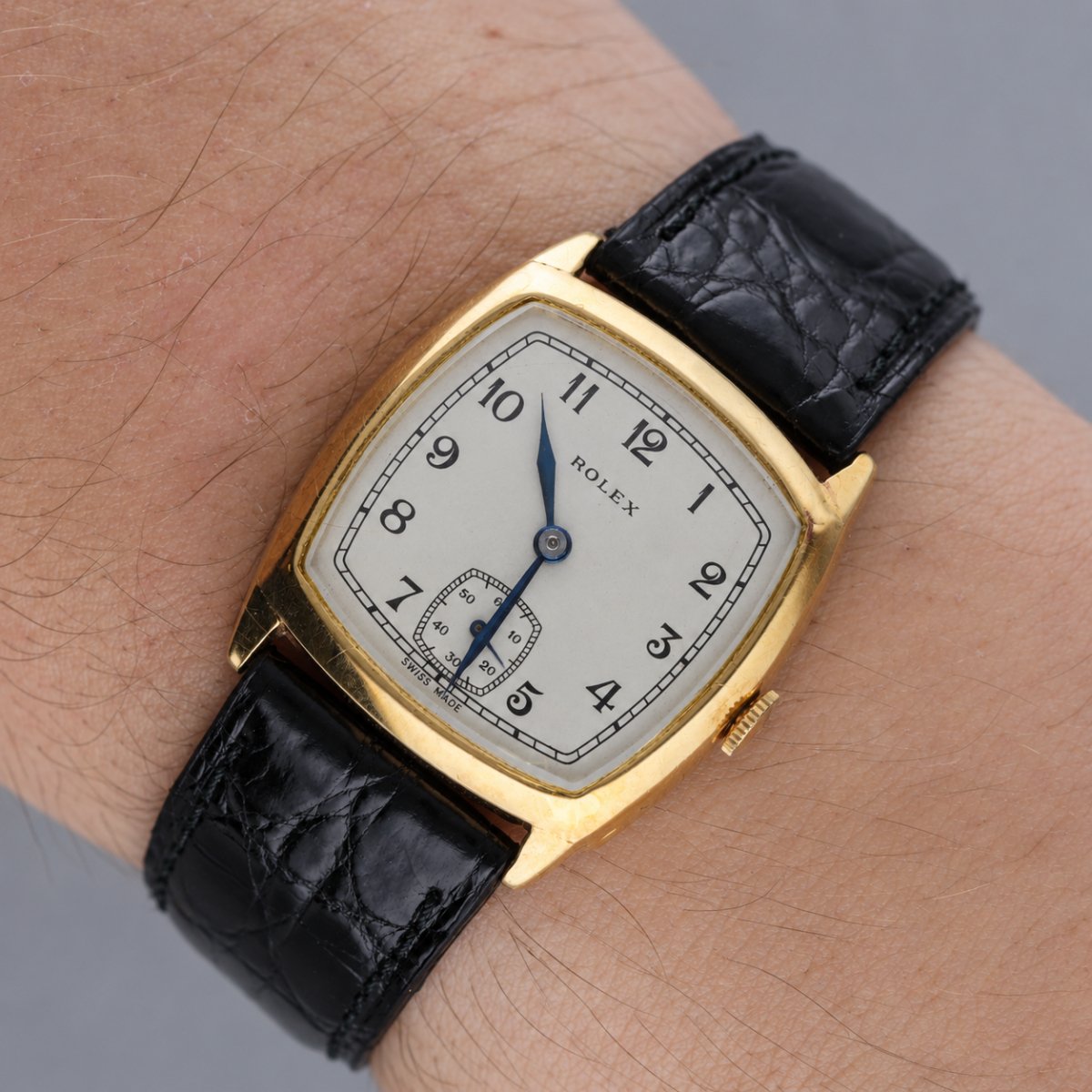 Montre ROLEX en or jaune et cuir - Castafiore