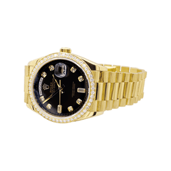 Montre ROLEX "Oyster perpetual day-date" en or jaune et diamants - Castafiore