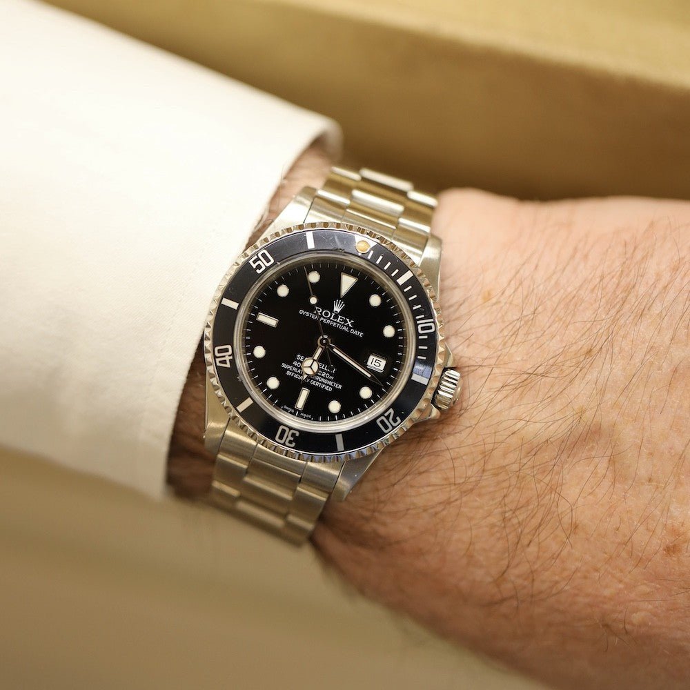 Montre ROLEX "Sea Dweller" en acier - Castafiore