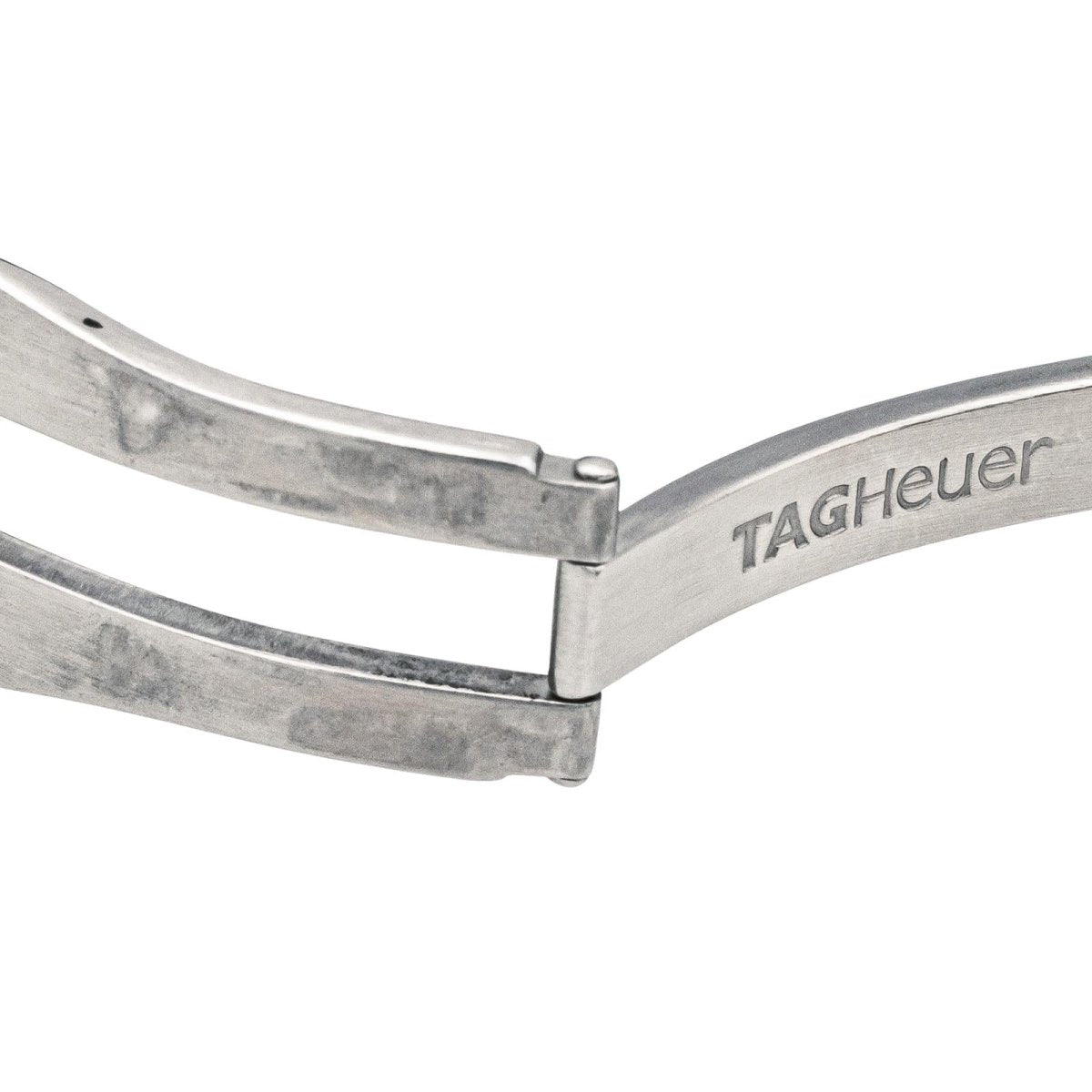 Montre TAG HEUER "Aquaracer" en acier, nacre, quartz, saphir et diamants - Castafiore