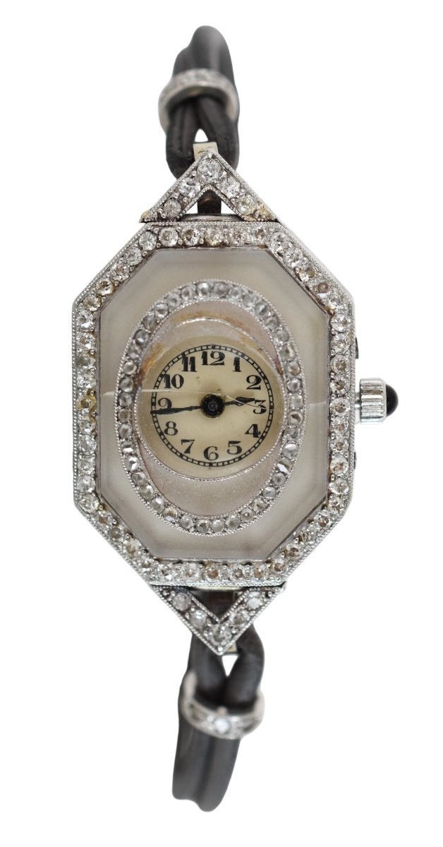 Montre VACHERON CONSTANTIN en or blanc, platine, cuir et diamants - Castafiore