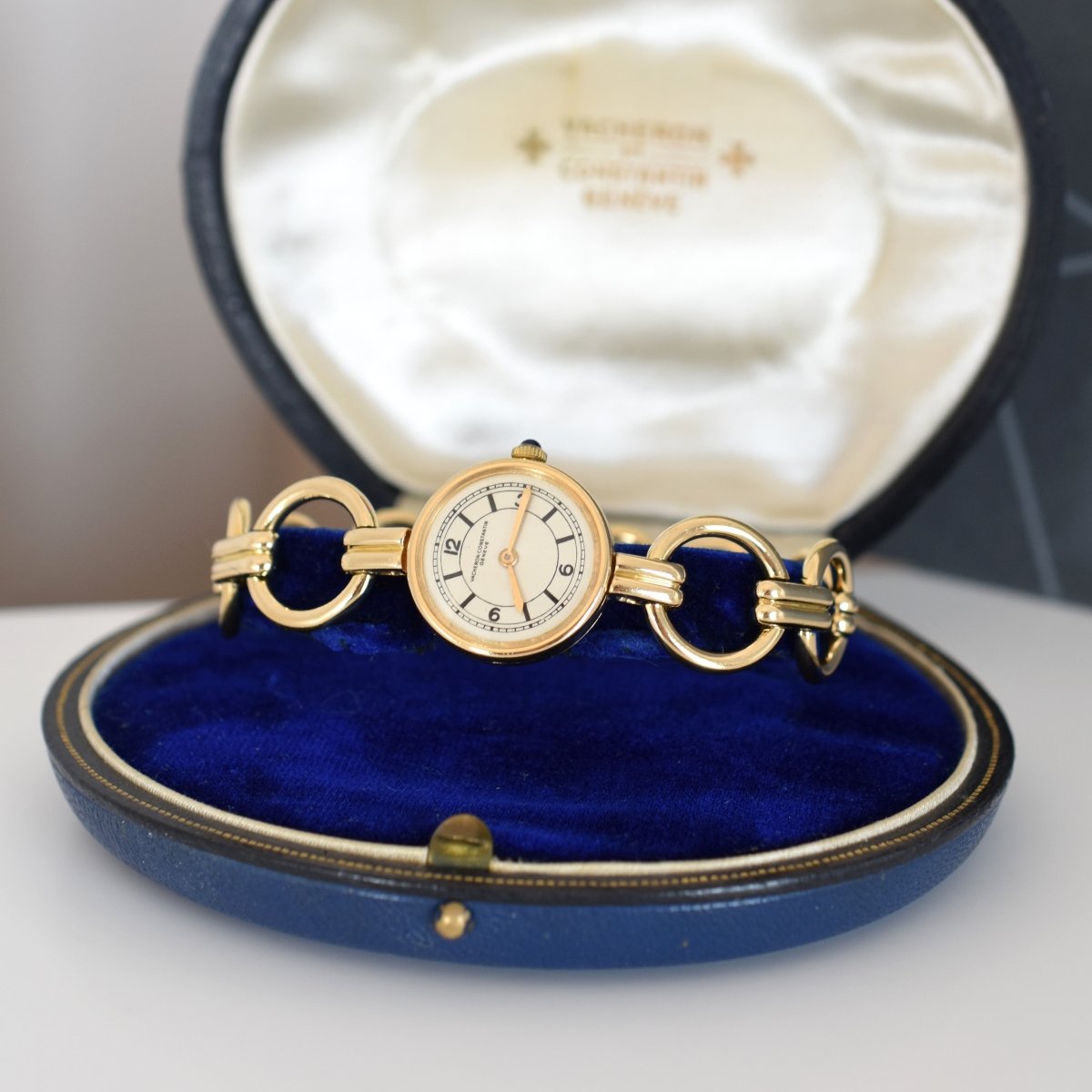 Montre VACHERON CONSTANTIN en or jaune - Castafiore