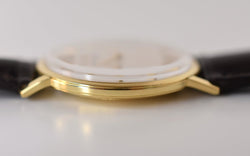 Montre VACHERON&CONSTANTIN Modèle Patrimony Réf. 6903 en or jaune 18 carats, Cal. K1002/2, Années 1960. - Castafiore