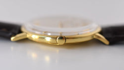 Montre VACHERON&CONSTANTIN Modèle Patrimony Réf. 6903 en or jaune 18 carats, Cal. K1002/2, Années 1960. - Castafiore