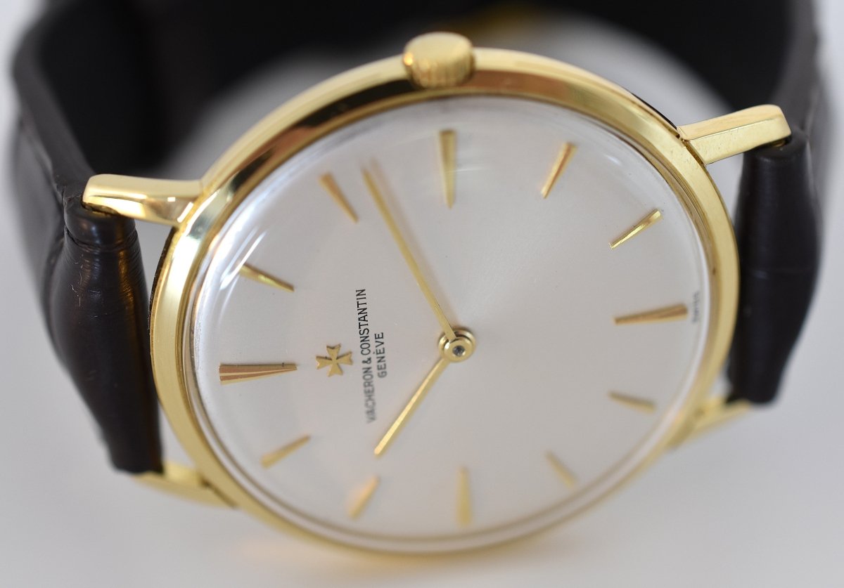 Montre VACHERON&CONSTANTIN Modèle Patrimony Réf. 6903 en or jaune 18 carats, Cal. K1002/2, Années 1960. - Castafiore