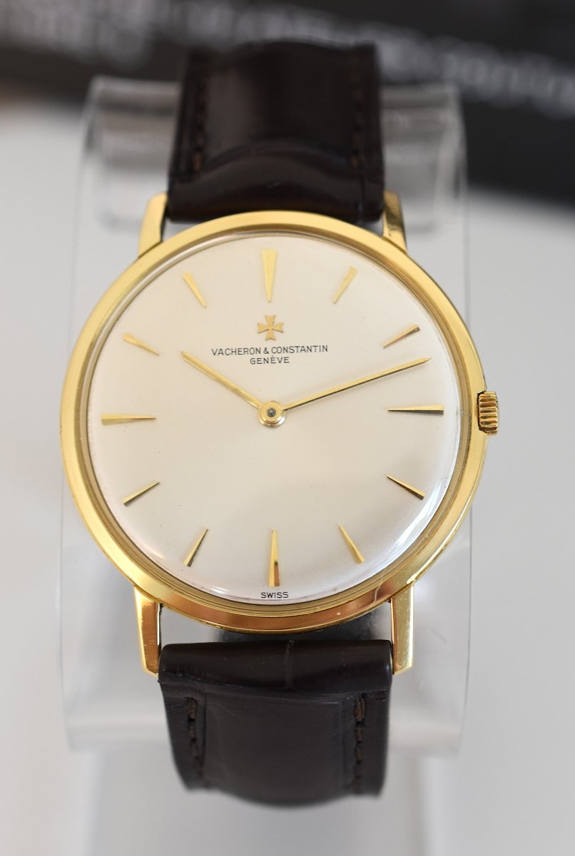 Montre VACHERON&CONSTANTIN Modèle Patrimony Réf. 6903 en or jaune 18 carats, Cal. K1002/2, Années 1960. - Castafiore